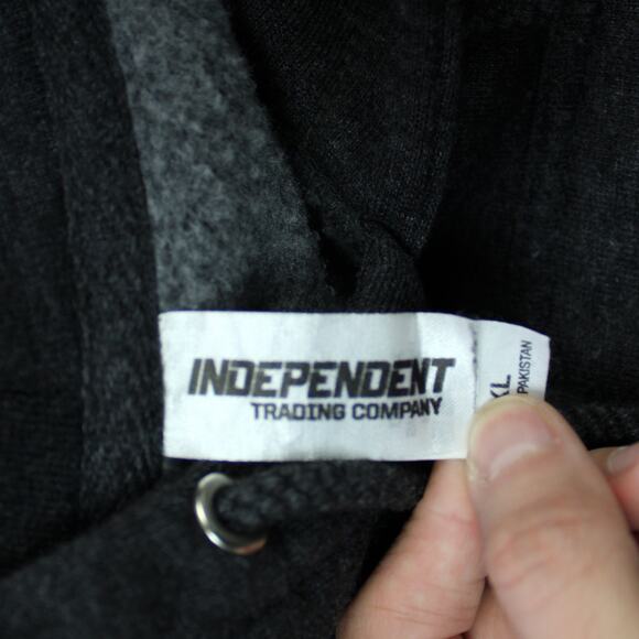 Iron Asylum Mens XL Alaska Gym Charcoal Gray Hoodie I Love Hot Moms Workout - Picture 11 of 11